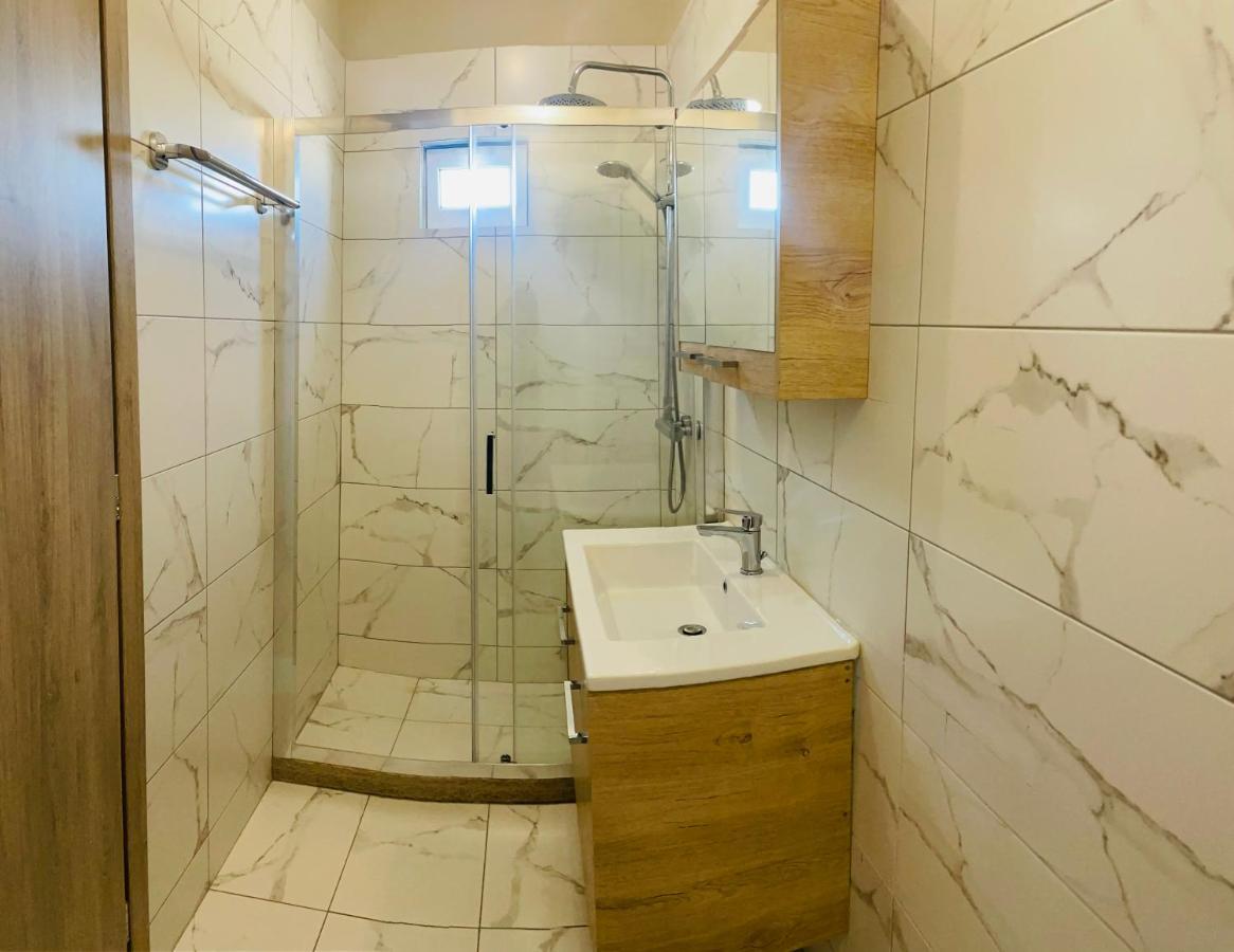 Rooftop One-Bedroom Apartment Acropolis View